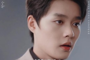柯淳：短剧顶流到综艺争议的魔幻跨界