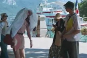 金晨脱鞋拒荣梓杉，《花儿与少年6》爆笑互动