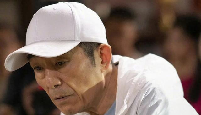 张艺谋与演员们
